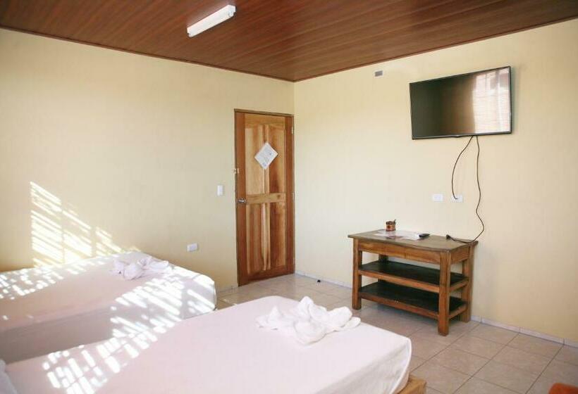 اتاق استاندارد, Valerie