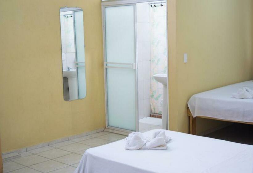 اتاق استاندارد, Valerie