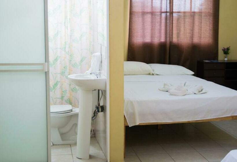 اتاق استاندارد, Valerie