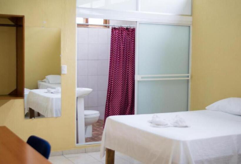 اتاق استاندارد با تخت بزرگ, Valerie