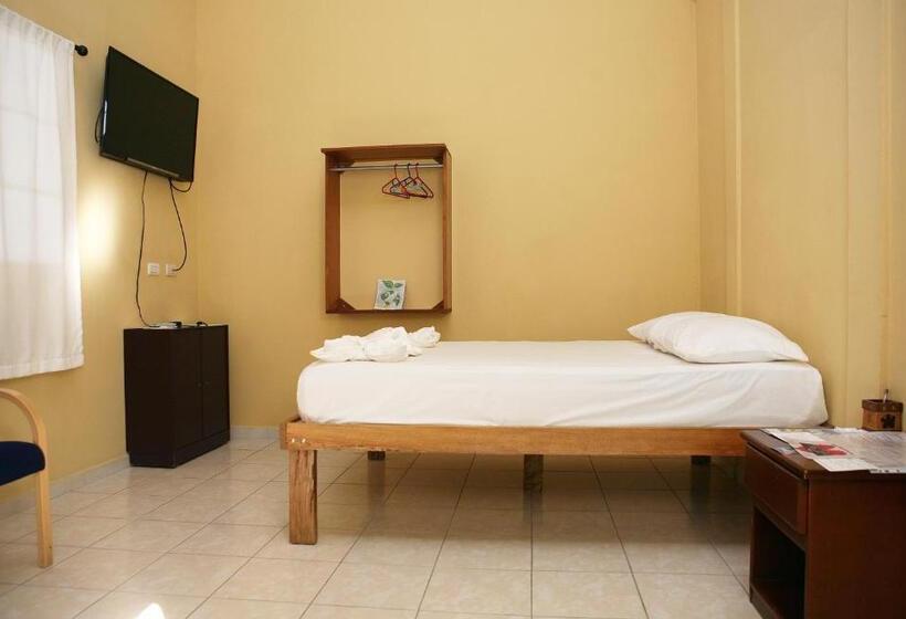 اتاق استاندارد با تخت بزرگ, Valerie