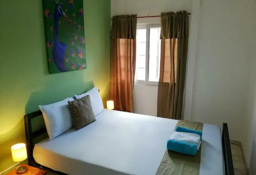 اتاق استاندارد با سرویس بهداشتی مشترک, Bodhi Hostel & Lounge