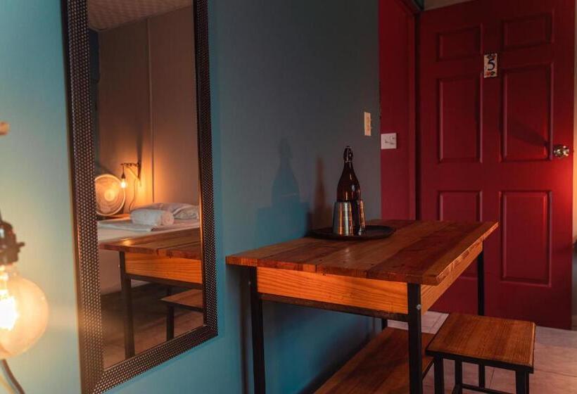 浴室共有スタンダード４人用ルーム, Bodhi Hostel & Lounge