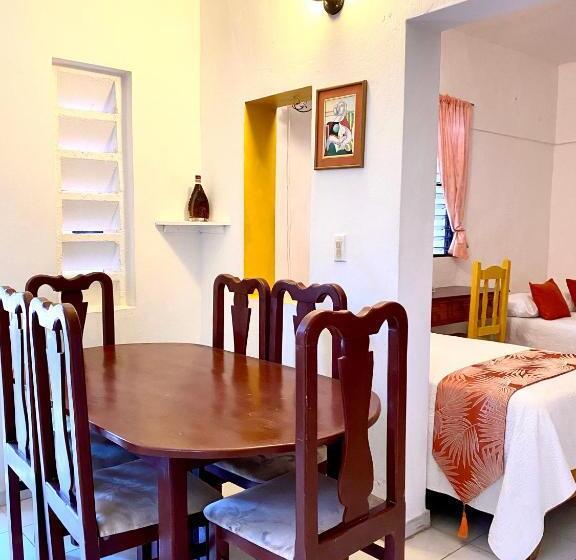 חדר סטודיו סטנדרד, Alegria