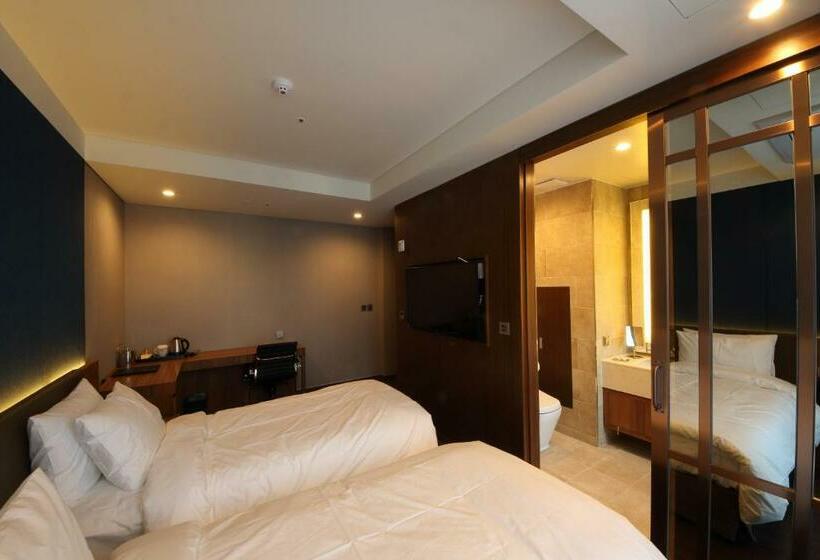 Habitació Estàndard amb Balconada, Benikea The H