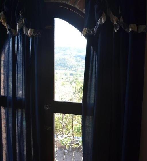 اتاق استاندارد یک نفره, Buena Vista