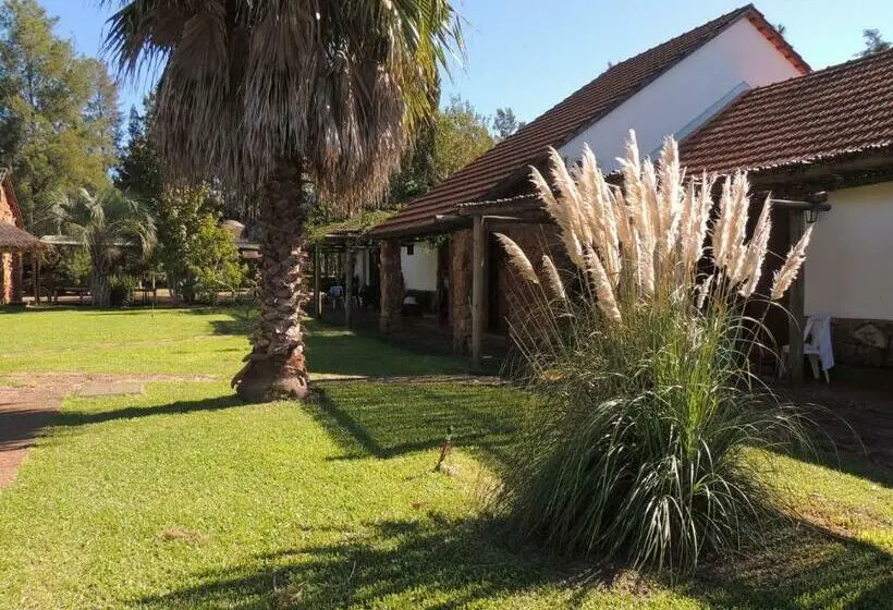 デラックスバンガロー, Casa De Piedra