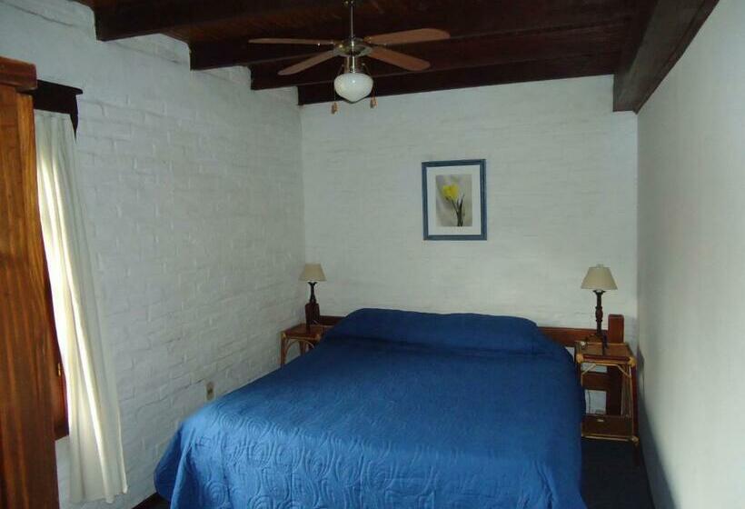 بنگله خانوادگی, Casa De Piedra