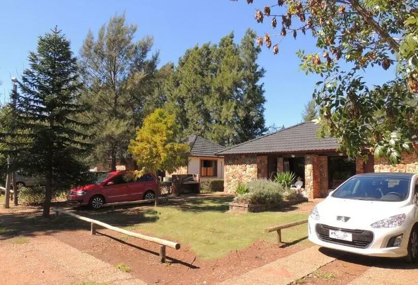 デラックスバンガロー, Casa De Piedra