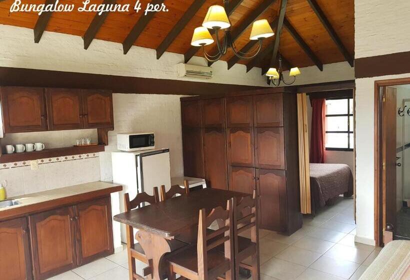 بانگلوی استاندارد, Casa De Piedra