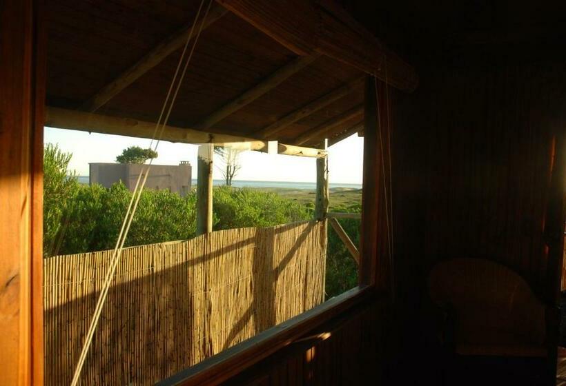 غرفة قياسية, El Refugio Nudista Naturista Opcional