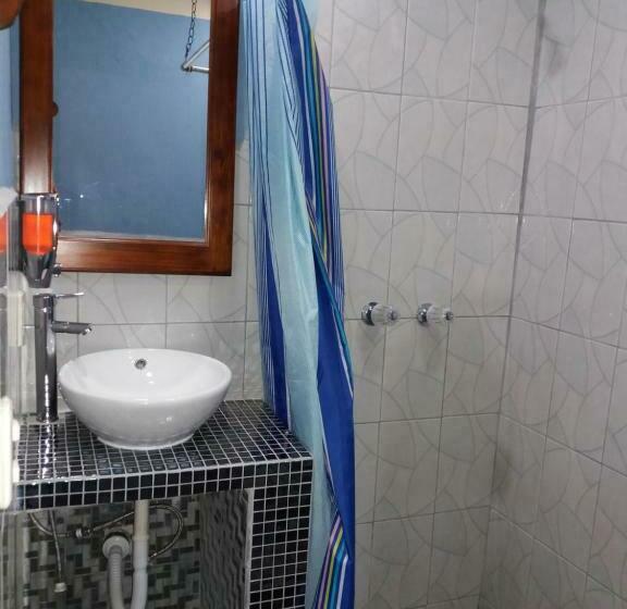 اتاق استاندارد سه نفره, Hospedaje El Viajero