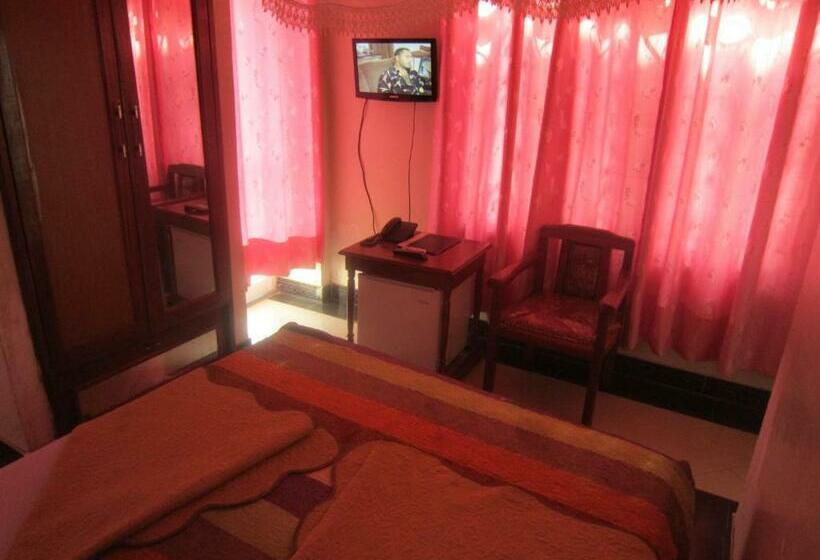 اتاق استاندارد یک نفره, The Dreamer