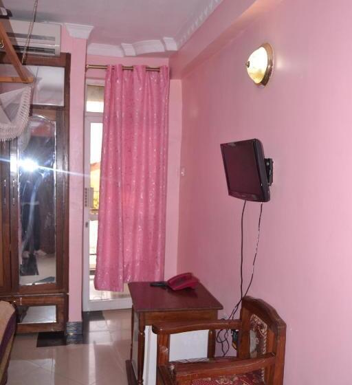 اتاق سوپریور, The Dreamer