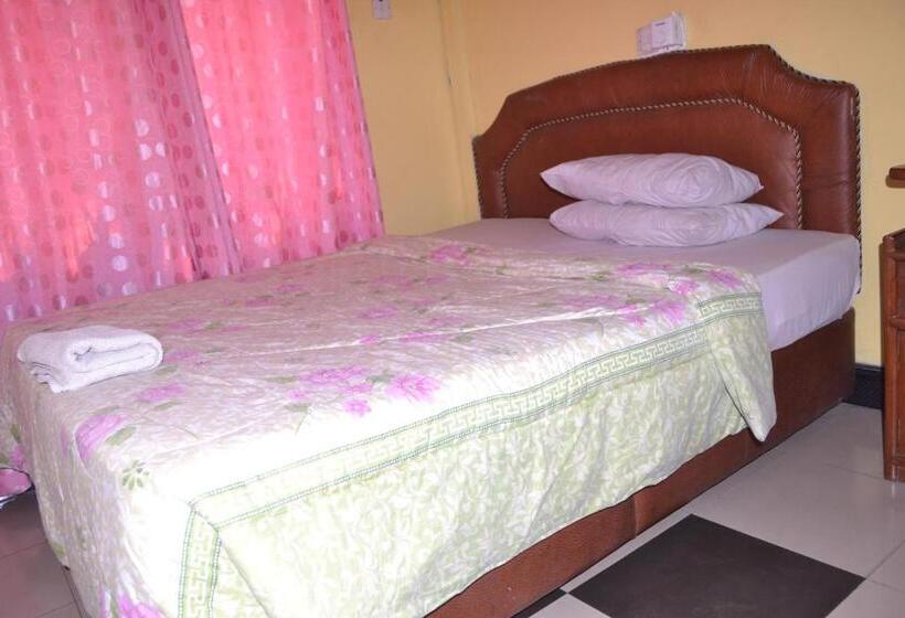 اتاق استاندارد یک نفره, The Dreamer