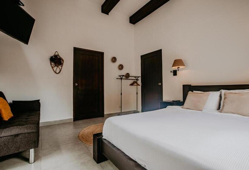 غرفة قياسية مطلّة علي الحديقة, The Golden Frog Inn