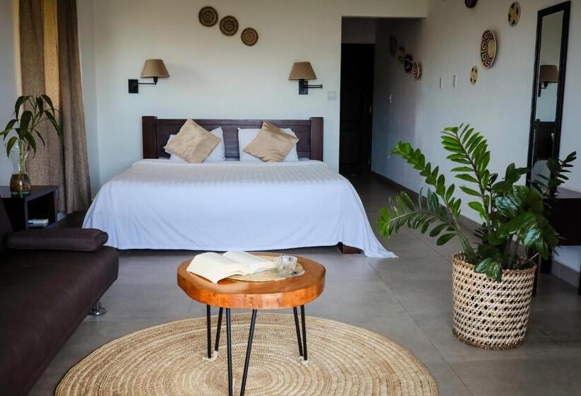 غرفة قياسية سرير كينج, The Golden Frog Inn