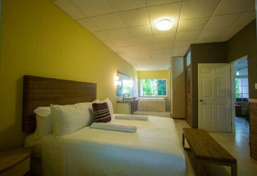 سوئیت با وان آب گرم, Jacana Amazon Wellness Resort