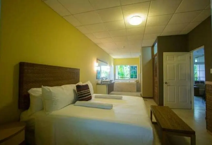 سوئیت با وان آب گرم, Jacana Amazon Wellness Resort