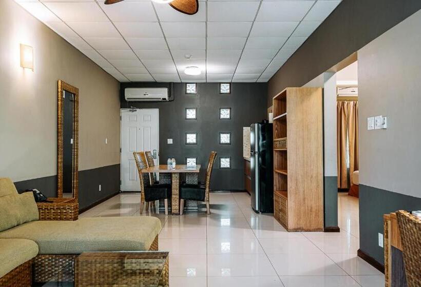 سوئیت 2 خوابه, Jacana Amazon Wellness Resort