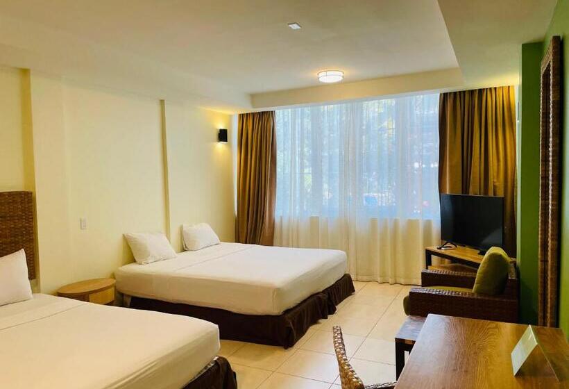 سوییت جونیور, Jacana Amazon Wellness Resort