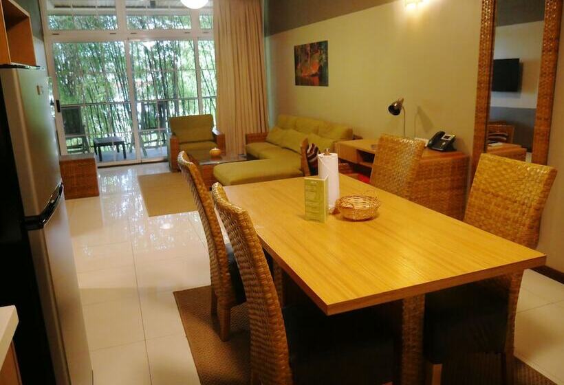 سوئیت 2 خوابه, Jacana Amazon Wellness Resort