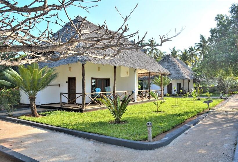 ガーデンビューのスタンダードバンガロー, Reef & Beach Resort   Spa Jambiani