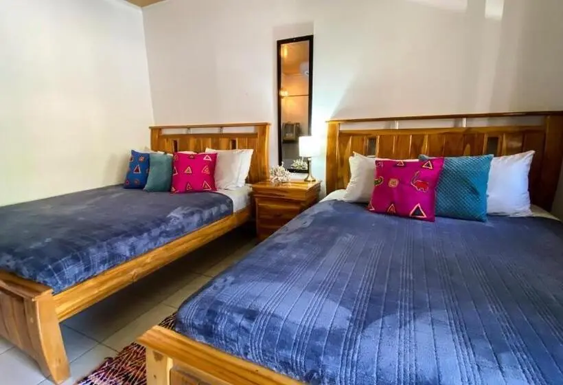 اتاق استاندارد, Roxy S Bed & Breakfast