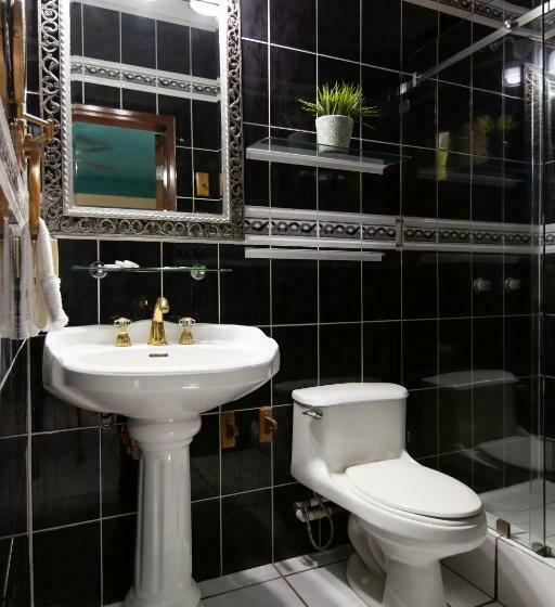 اتاق استاندارد با 2 تخت دوبل, Sea Eye Hotel   Tropical Building
