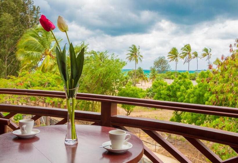 غرفة قياسية سرير كينج, Sunrise Beach Resort