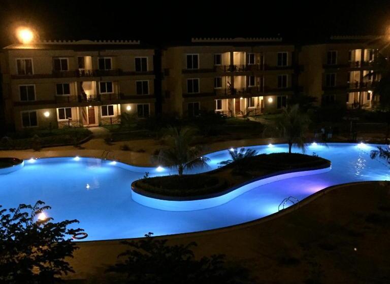 غرفة قياسية سرير كينج, Sunrise Beach Resort