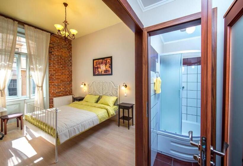 غرفة قياسية, Post House Rooms