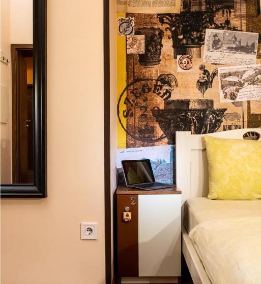 غرفة قياسية, Post House Rooms