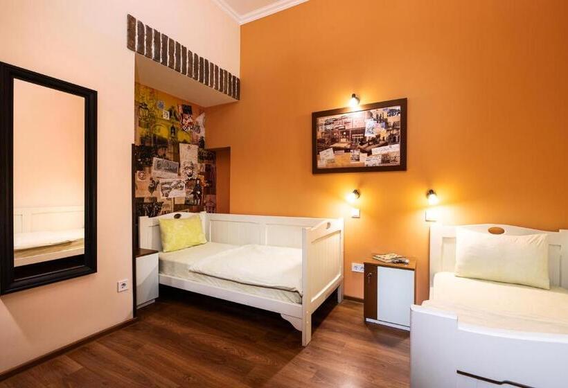 غرفة قياسية, Post House Rooms