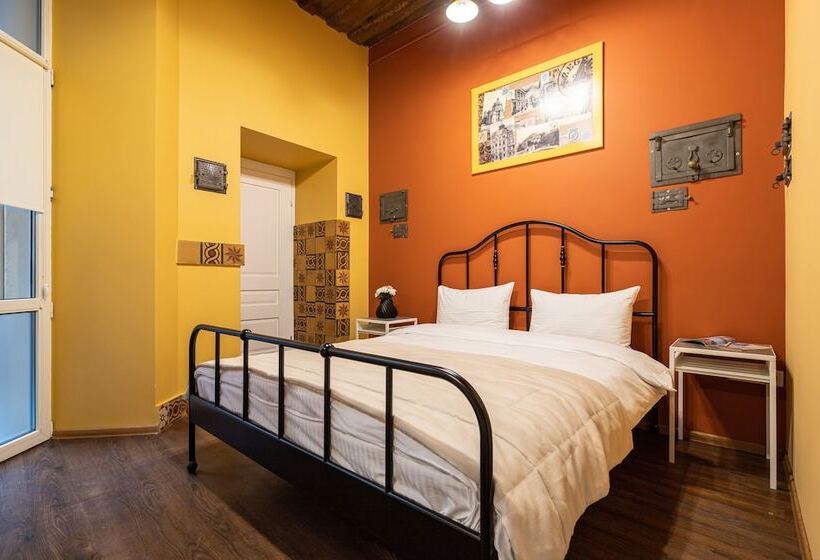 غرفة قياسية, Post House Rooms