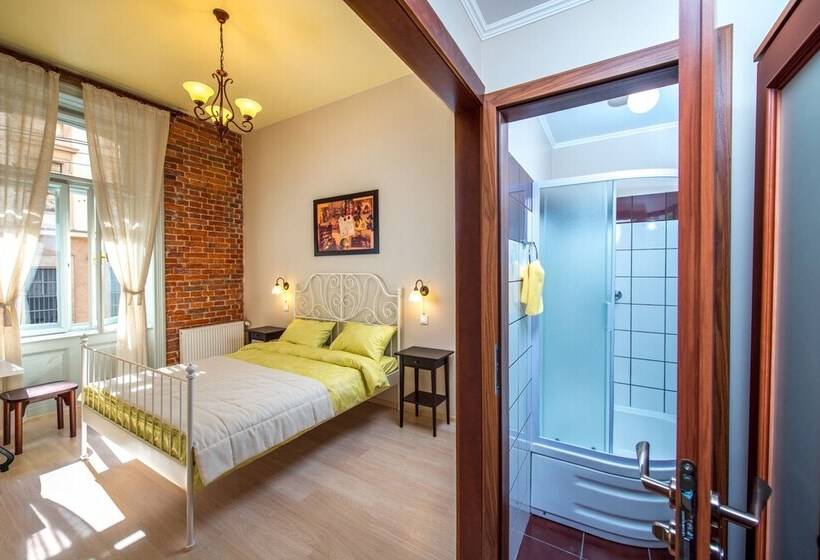 غرفة قياسية, Post House Rooms