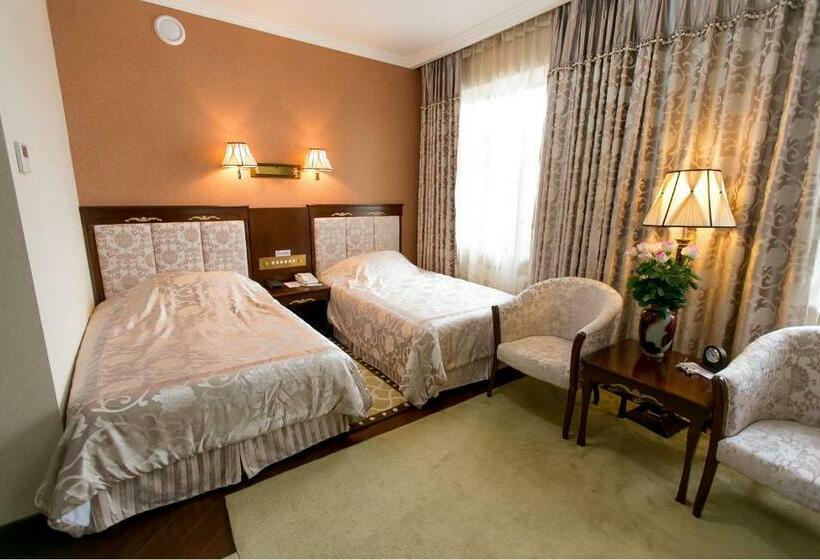 سوئیت جونیور کلاسیک, Allureinn Hotel And Spa