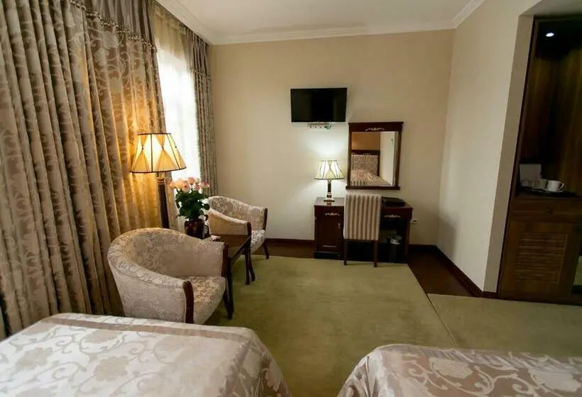 سوئیت جونیور کلاسیک, Allureinn Hotel And Spa