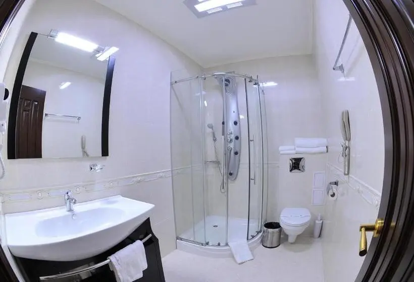 مجموعه ویستا شهر, Allureinn Hotel And Spa