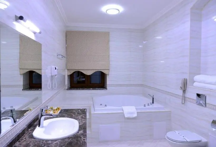 سوئیت با وان آب گرم, Allureinn Hotel And Spa