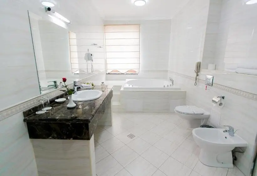 سوئیت با وان آب گرم, Allureinn Hotel And Spa
