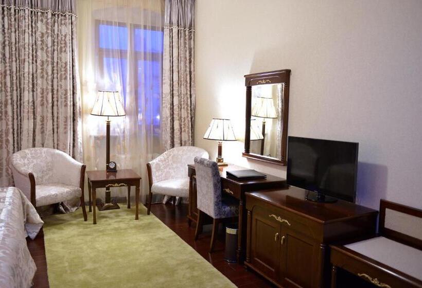 סוויטת ג'וניור נוף לעיר, Allureinn Hotel And Spa