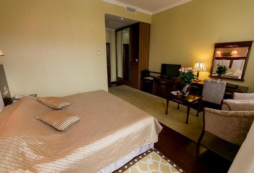 סוויטת ג'וניור נוף לעיר, Allureinn Hotel And Spa