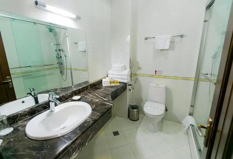 سوئیت جونیور خانوادگی, Allureinn Hotel And Spa