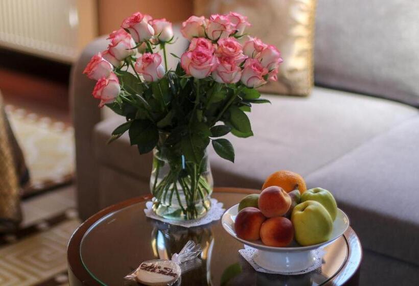 سوئیت پنت هاوس, Allureinn Hotel And Spa