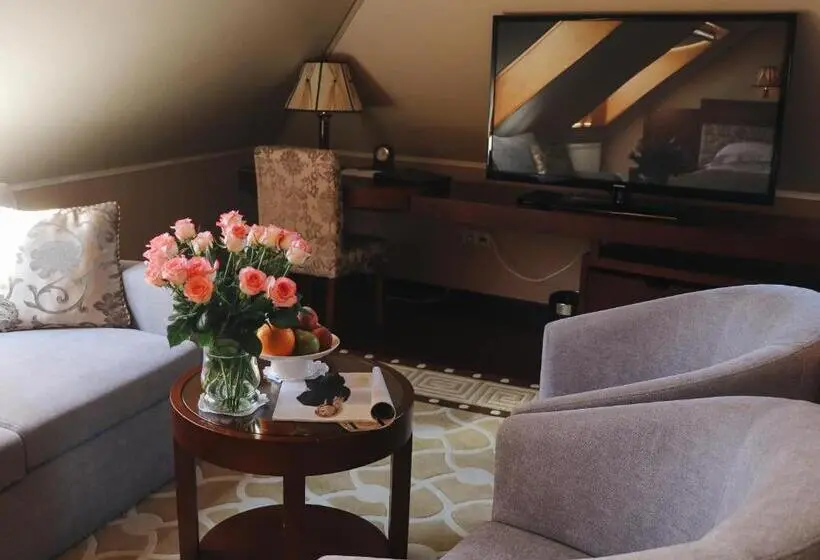 سوئیت پنت هاوس, Allureinn Hotel And Spa