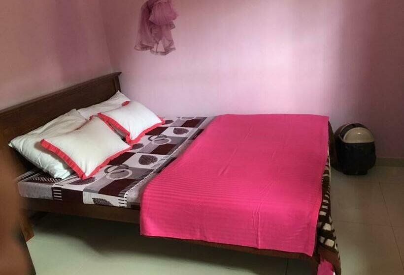 Номер Стандарт, B.rose House