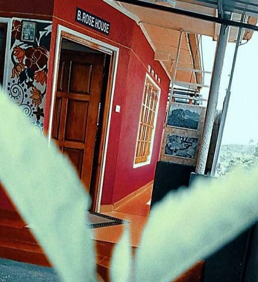 Номер Стандарт Трехместный, B.rose House