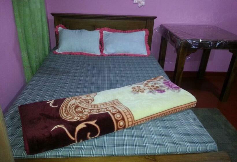 Номер Стандарт Трехместный, B.rose House