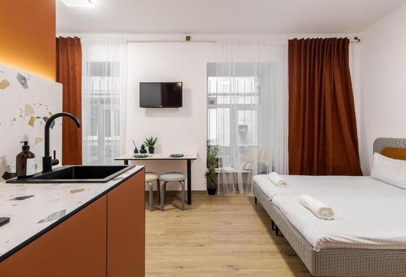 آپارتمان سوپریور 1 خوابه, Bandera Hostel